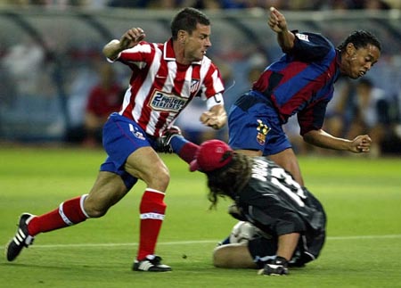 Trenér s podivnou osobností vytváří jiný fotbalový tým